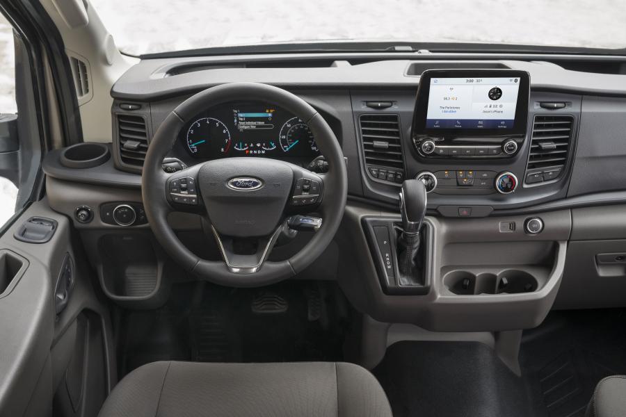 Торпедо Ford Transit LWB Van 2019 года  (NA) (фото 2 из 8)